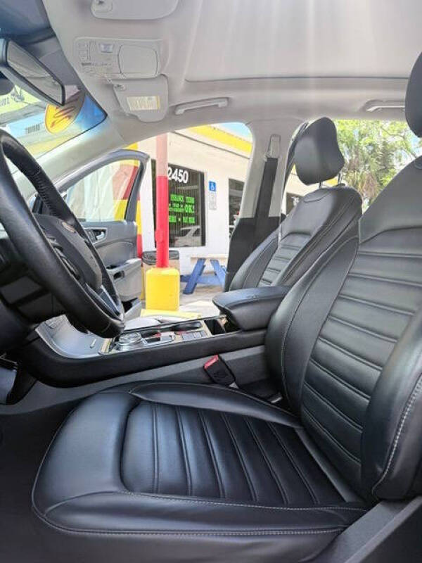 2019 Ford Edge SEL