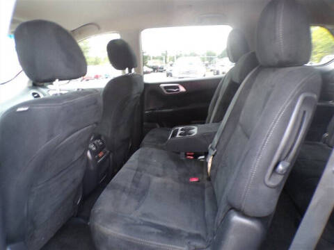 2015 Nissan Pathfinder SL