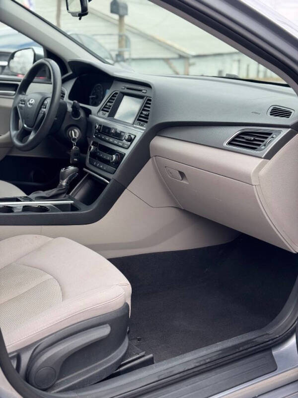 2016 Hyundai Sonata SE