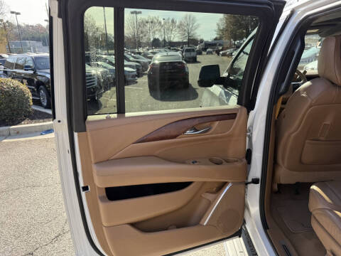 2017 Cadillac Escalade ESV Platinum