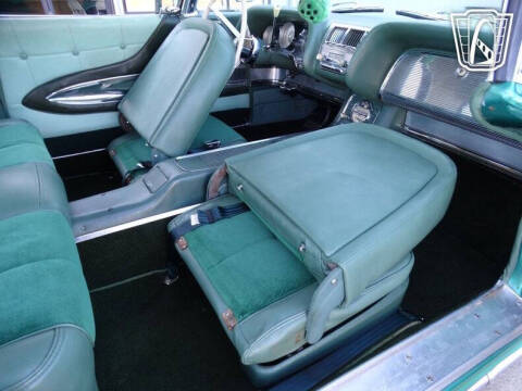 1960 Ford Thunderbird