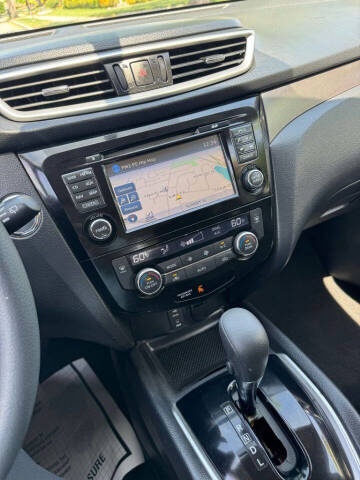 2015 Nissan Rogue SV