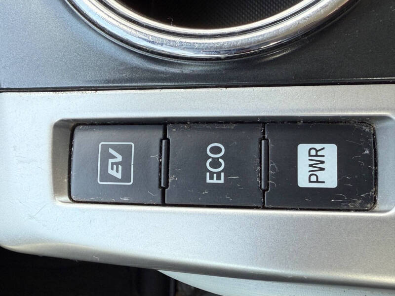 2012 Toyota Prius v Three