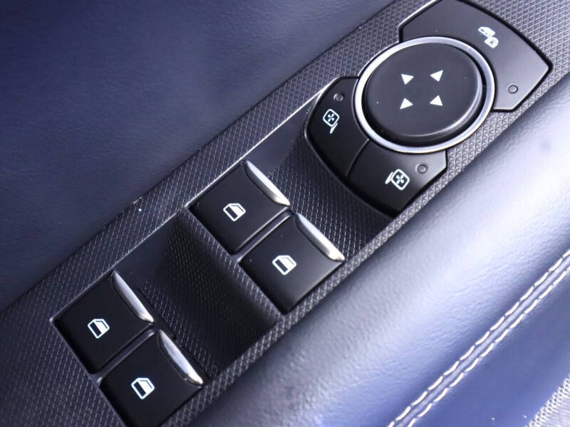 2022 Ford Mustang Mach-E Select