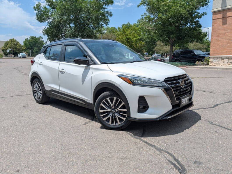 2021 Nissan Kicks SR