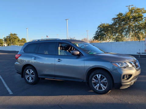 2020 Nissan Pathfinder S