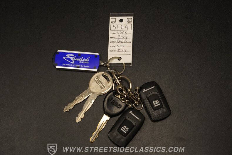 2000 Jeep Cherokee SE