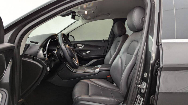 2021 Mercedes-Benz GLC GLC 300