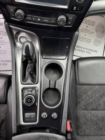 2016 Nissan Maxima 3.5 SR