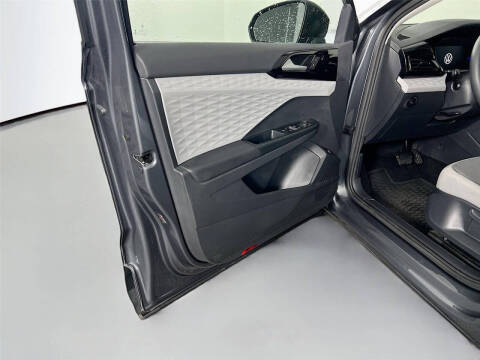 2022 Volkswagen Taos S 4Motion