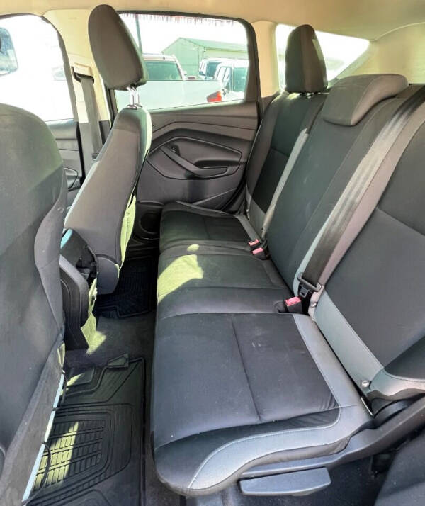 2014 Ford Escape S