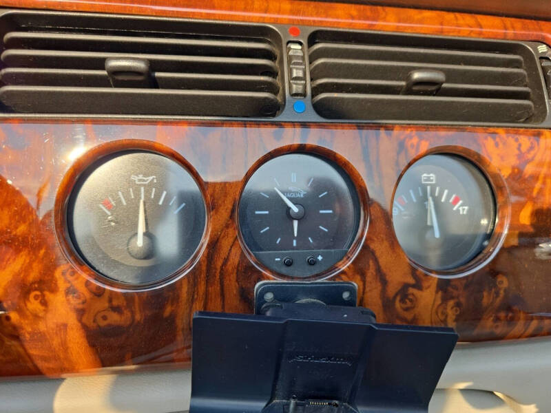 1997 Jaguar XK-Series XK8