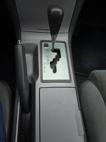 2004 Toyota Camry Solara SLE