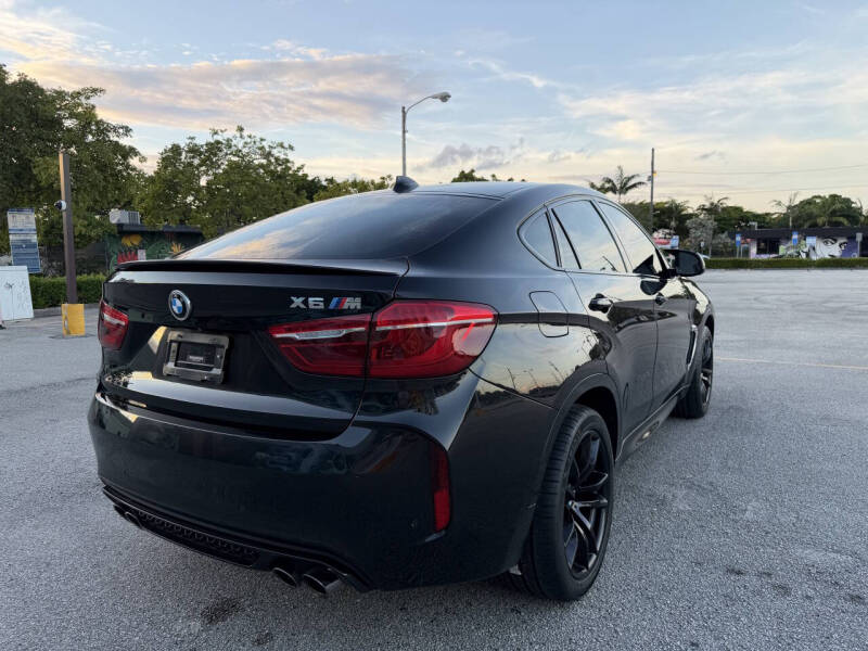 2016 BMW X6 M