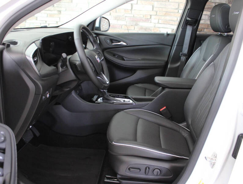 2024 Buick Encore GX Avenir