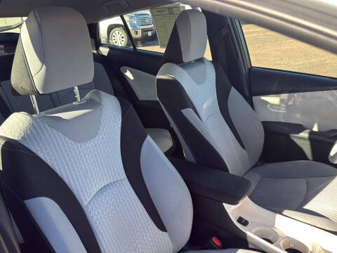 2018 Toyota Prius Three