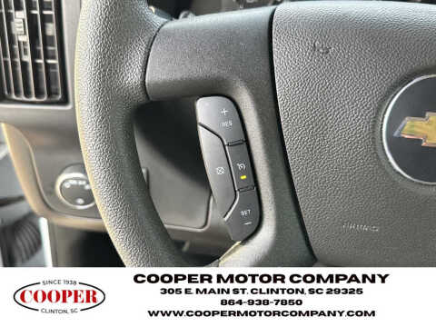 2025 Chevrolet Express LS 3500