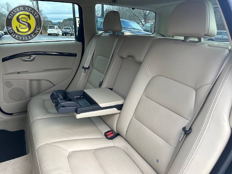 2015 Volvo XC70 T6 Platinum