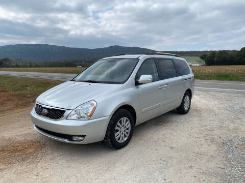 2014 Kia Sedona for sale at Tennessee Valley Wholesale Autos LLC in Huntsville AL