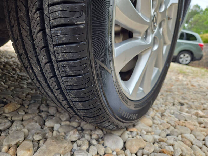 2012 Mazda MAZDA5 Sport