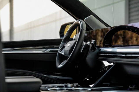 2025 Cadillac Escalade-V