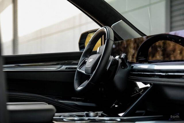 2025 Cadillac Escalade-V