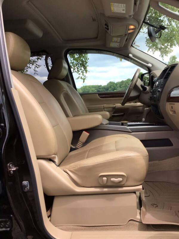 2011 Nissan Armada Platinum