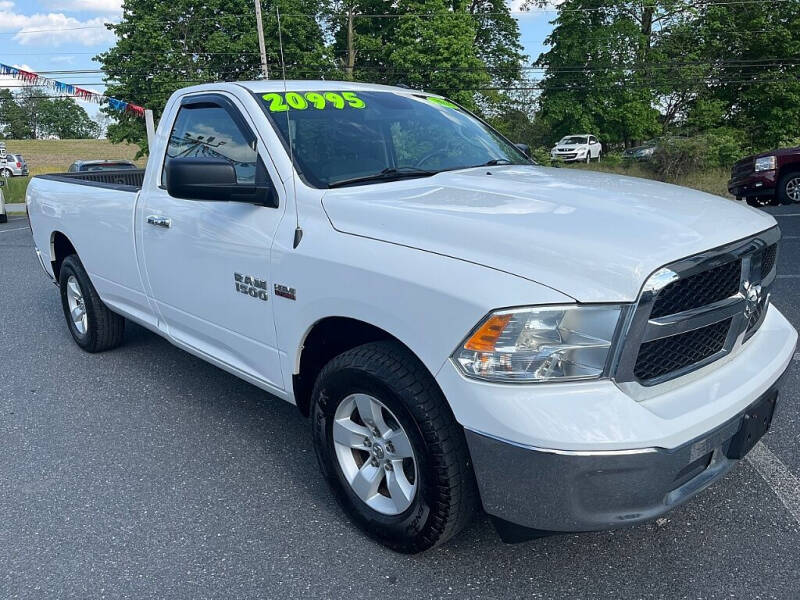 2016 RAM 1500 SLT