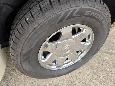 2004 Cadillac Escalade