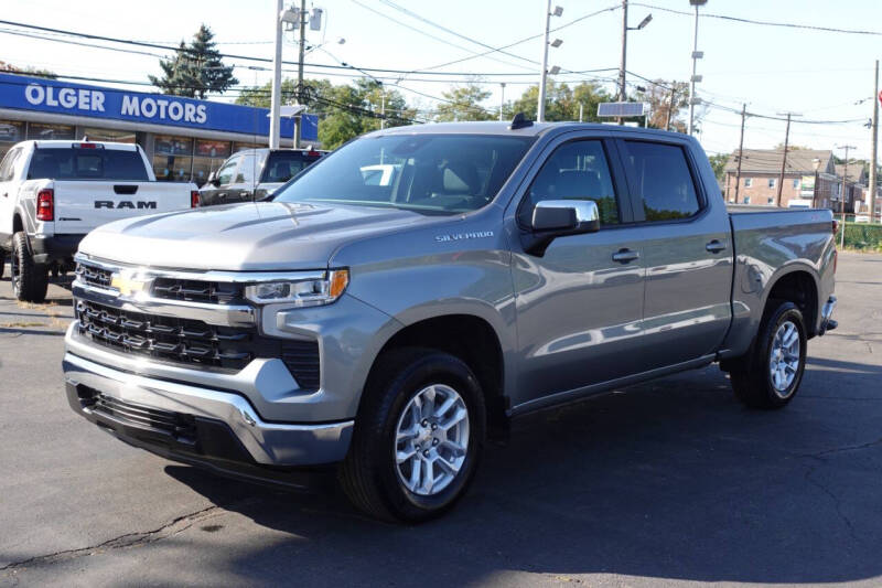 2023 Chevrolet Silverado 1500 LT's photo