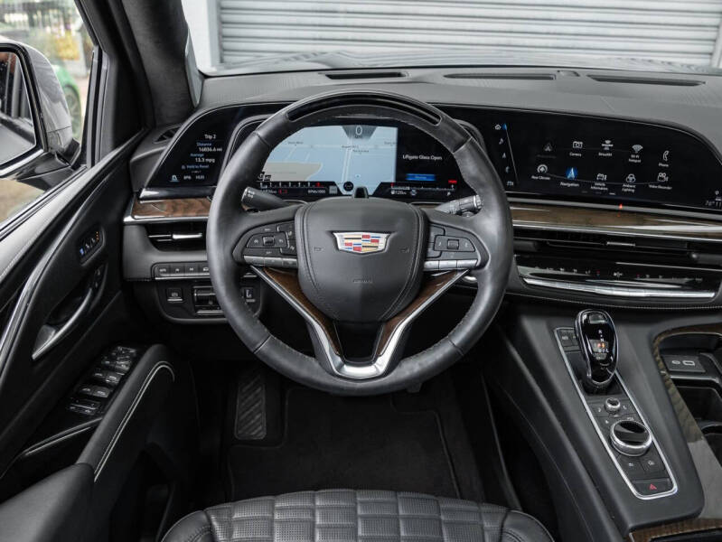 2023 Cadillac Escalade Sport Platinum