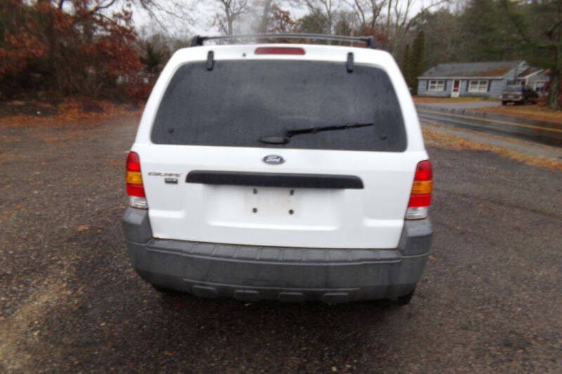 2005 Ford Escape XLT photo 6