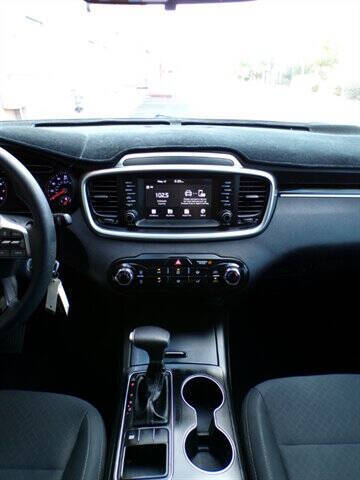 2020 Kia Sorento LX