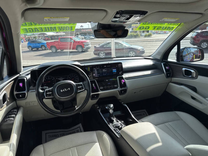2023 Kia Sorento EX