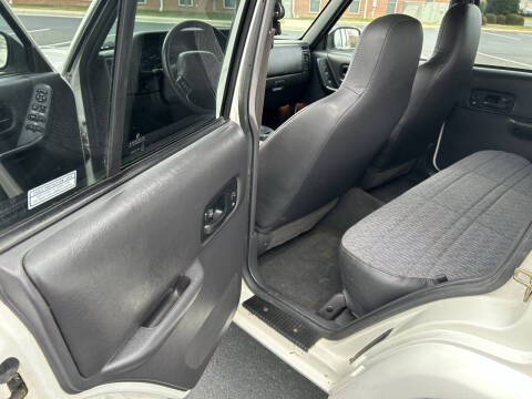 2000 Jeep Cherokee Sport