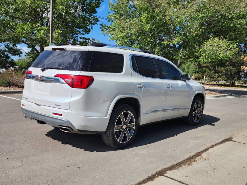 2017 GMC Acadia Denali