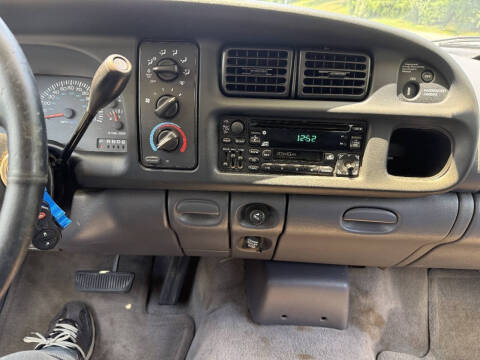 1999 Dodge Ram 1500 ST