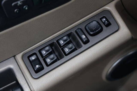2004 HUMMER H2