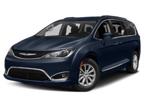 2019 Chrysler Pacifica for sale at Gary Uftring's Used Car Outlet in Washington IL