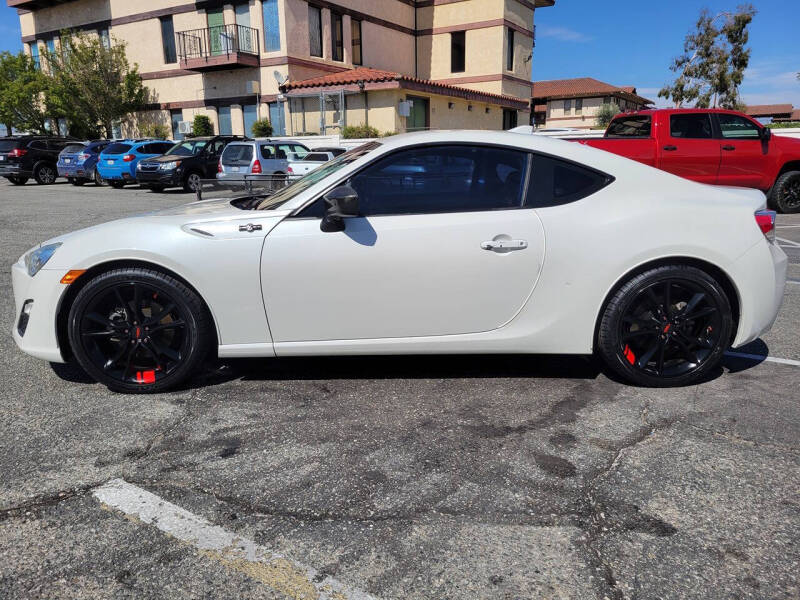 2016 Scion FR-S