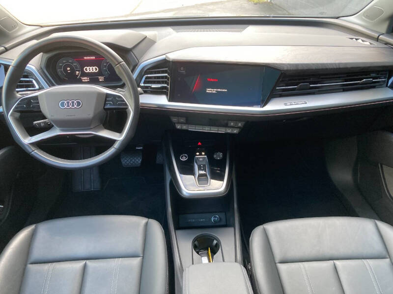 2023 Audi Q4 e-tron quattro Premium Plus 50