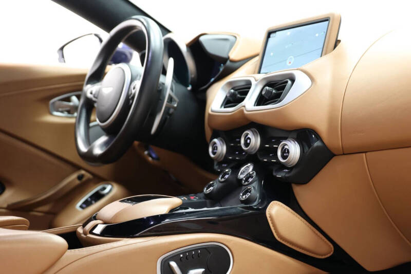 2019 Aston Martin Vantage