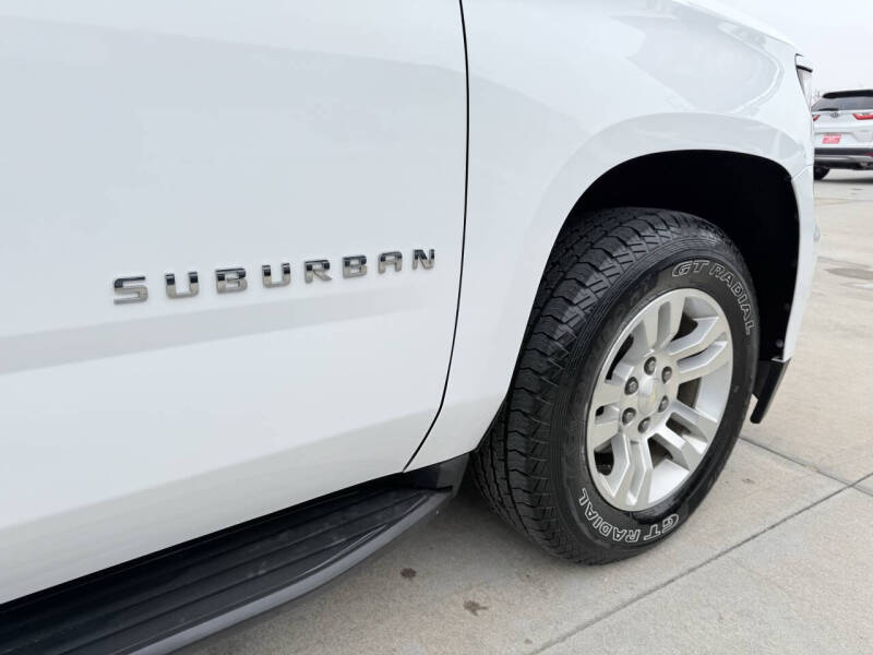 2019 Chevrolet Suburban LT