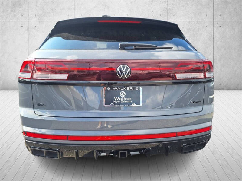 2026 Volkswagen Atlas Cross Sport SEL R-Line Black 4Motion