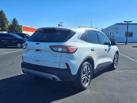 2020 Ford Escape SEL