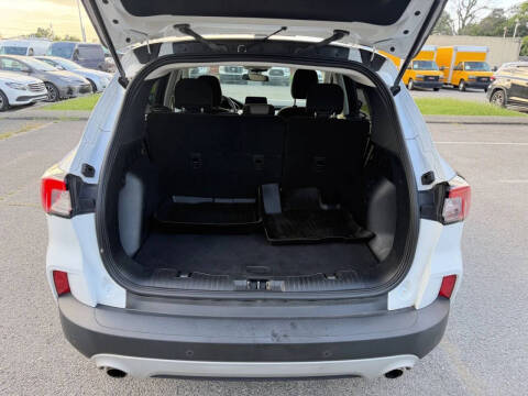 2022 Ford Escape SE