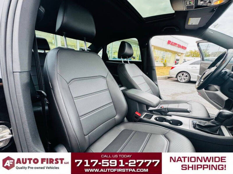 2021 Volkswagen Passat R-Line