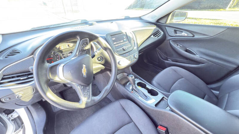 2017 Chevrolet Malibu LS