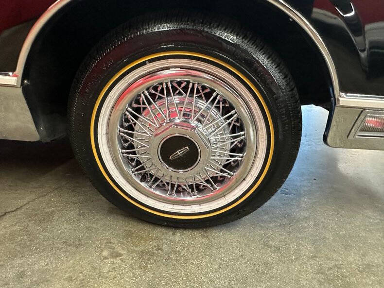 1981 Lincoln Mark VI