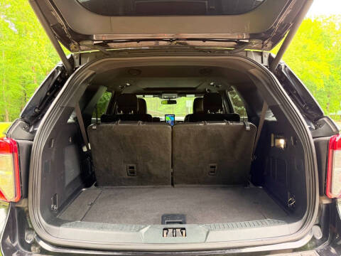 2020 Ford Explorer ST